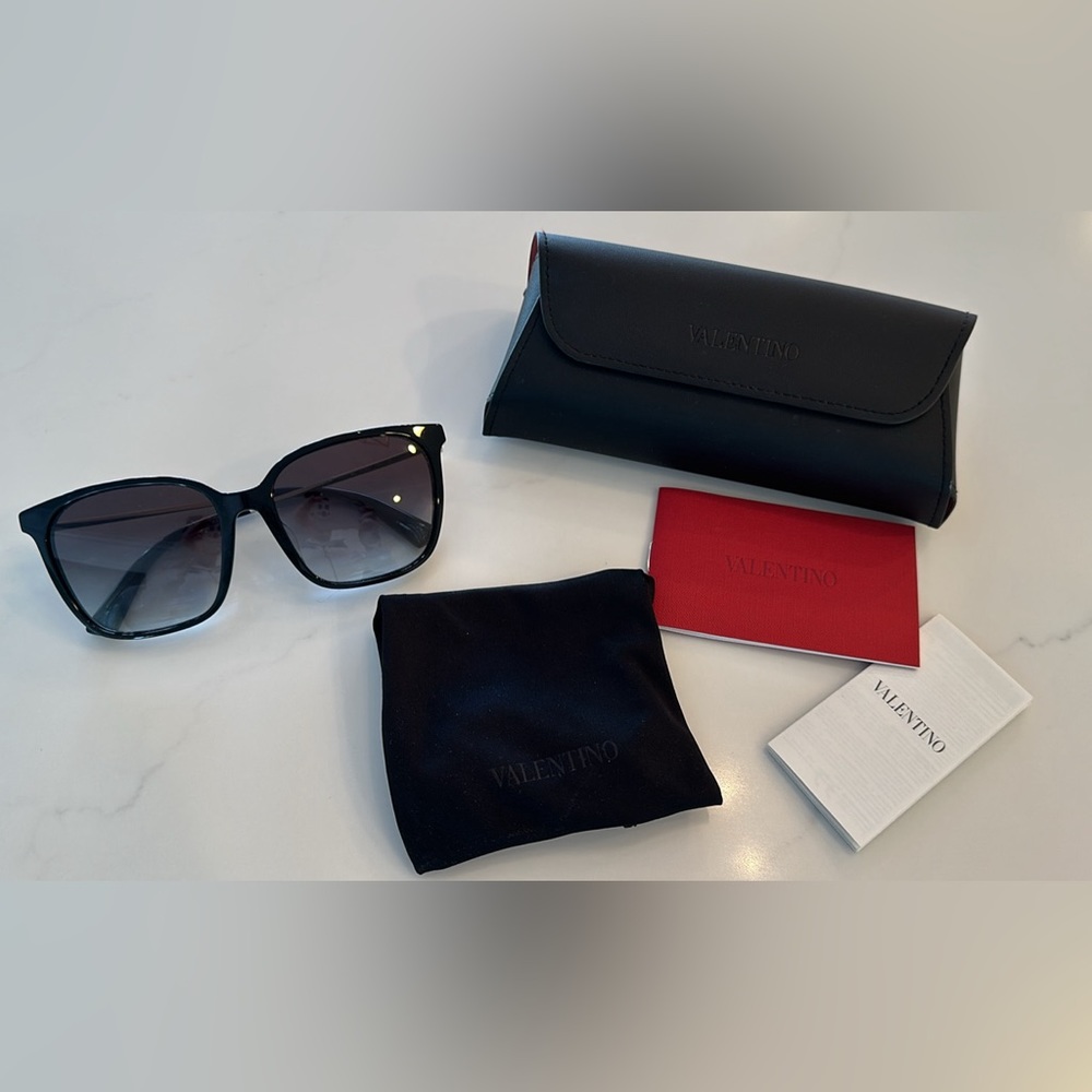 Valentino sunglasses